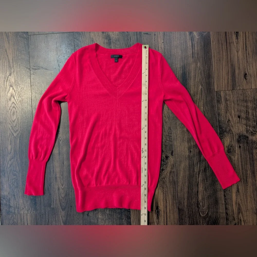 J. Crew 100% Merino Wool V Neck Lightweight Sweater XS